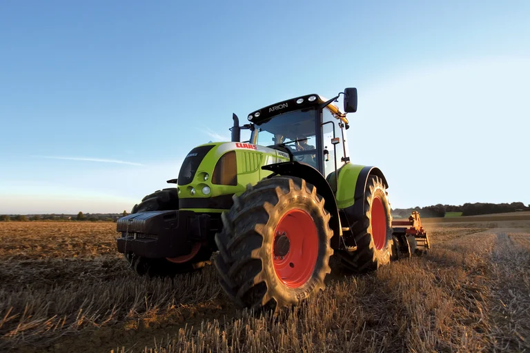 CLAAS ARION 600 C